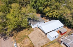1010 E 1st, Winfield, KS 67156