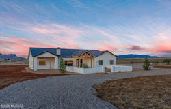 12 Cattle Ranch Lane, Elgin, AZ 85611