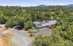 18223 Hershey Rd, Tuolumne, CA 95379