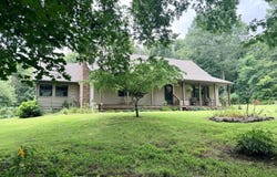 34 E Dade 86, Greenfield, MO 65661