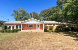 395 General Forrest, BRUCETON, TN 38317