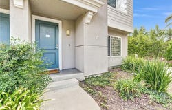 10220 Zelzah, Northridge, CA 91325