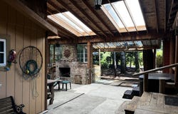 151 Outer Dr, Florence, OR 97439