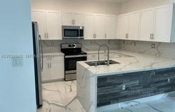 10557 W 32nd Ln, Hialeah, FL 33018