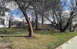 615 1st Avenue, Ackley, IA 50601
