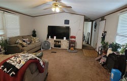 706 W Cleveland Avenue, Seadrift, TX 77983