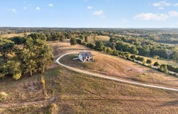 5460 State Highway Y, Hartville, MO 65667
