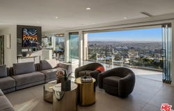 8620 Hillside Ave, West Hollywood, CA 90069