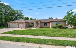 3501 BUCKEYE Drive, Springfield, IL 62712