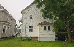 355 12th, Elyria, OH 44035