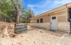 135 Huskey Trl, Paige, TX 78659