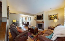 8785 Eastbrook Circle, Chagrin Falls, OH 44023