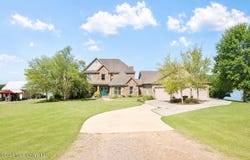 1037 Wellington Ridge Drive, Grenada, MS 38901
