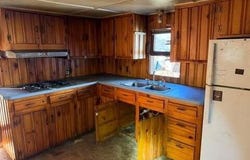 15 West Street, Benton, ME 04901