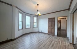 118 W Adams Ave, Vandergrift, PA 15690