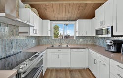 21147 E Cliff DR, Santa Cruz, CA 95062