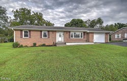 382 Meadowcrest Drive, Bristol, VA 24201
