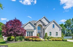 3 JILLIAN Way, MOUNT LAUREL, NJ 08054