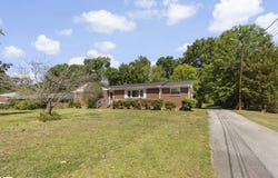 206 Greenbriar Drive, Simpsonville, SC 29680-6114