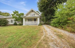 619 W Webster Street, Springfield, MO 65802