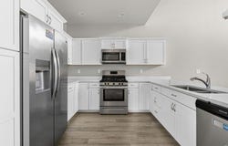174 N 100 Loop W, Hurricane, UT 84737