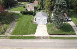 306 E State Street, Barberton, OH 44203