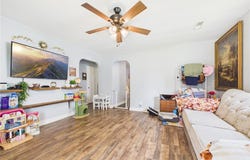329 W Parker Ave, Chaffee, MO 63740