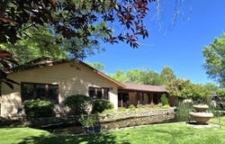 221 Mt. Tom Rd, Bishop, CA 93514