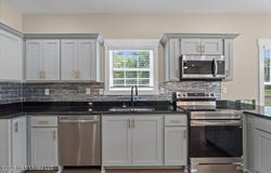 43 Mockingbird Road, Byhalia, MS 38611
