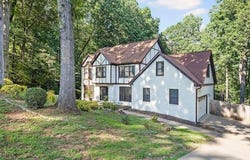 4640 CALLEIGH Way, Snellville, GA 30039