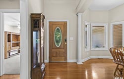 2450 Old Beardstown Road, Springfield, IL 62702