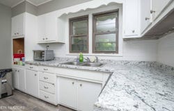 325 W Hills Drive, Lenoir City, TN 37771