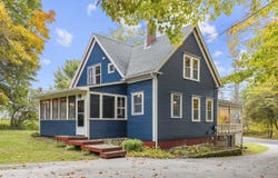 6 Maple Street, Monmouth, ME 04259