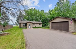 12280 Mentzer Trail, Lindstrom, MN 55045