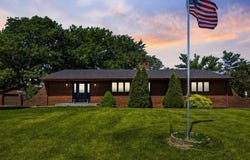 2771 520th Ave, Melrose, IA 52569