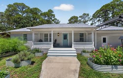 191 N Bay Shore Dr, Eastpoint, FL 32328