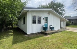 106 Crescent Drive, Lincoln, MO 65338