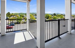 1000 N HOLLADAY Dr, Seaside, OR 97138