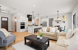 4927 Parkside Circle, Eagan, MN 55123