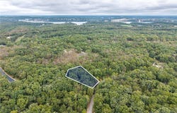 Champion Ct, Sunrise Beach, MO 65079