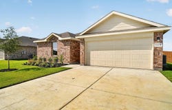 1020 BOLL WEEVIL Drive, Cleburne, TX 76031
