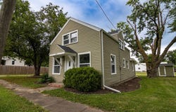 206 N Mead St, Cameron, MO 64429