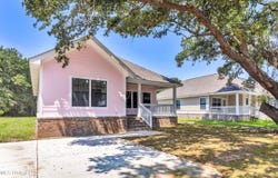 1411 Mantou Street, Pascagoula, MS 39567