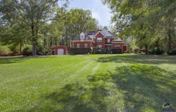 1499 Bonner Gilbert, Macon, GA 31220