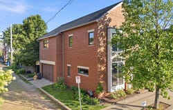 4606 Hatfield St, Pittsburgh, PA 15201