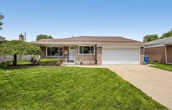 5153 Busch Avenue, Warren, MI 48091