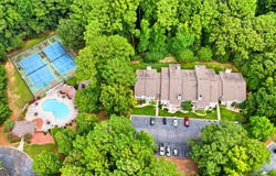 825 Ridgefield Drive, Peachtree City, GA 30269