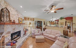 1810 Whispering Oaks Circle, Melbourne, FL 32934