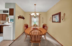 7941 S Cecily Dr, Oak Creek, WI 53154