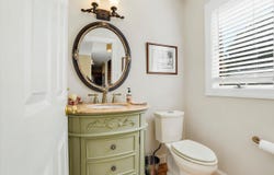 11 EAGLEVIEW DRIVE, NEWTOWN SQUARE, PA 19073